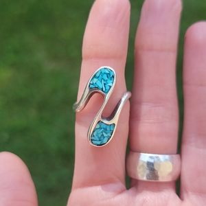 Vintage Sterling Silver Southwestern Turquoise Ring